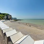 1 Bedroom Stunning In *