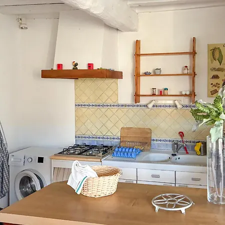 1 Bedroom Stunning In